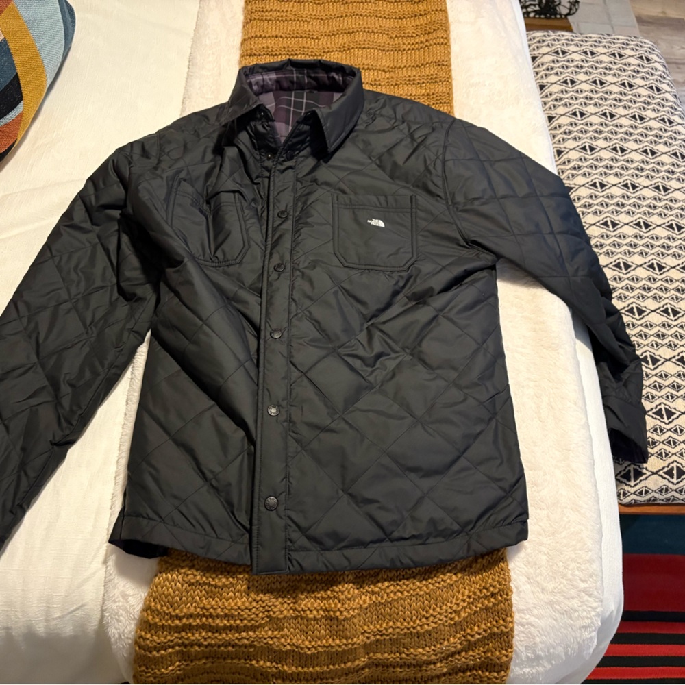 Reversible - Black/Purple Plaid Men’s Northface Puffer XL
